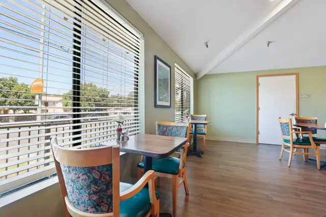 Almond Grove Gallery Photo 21